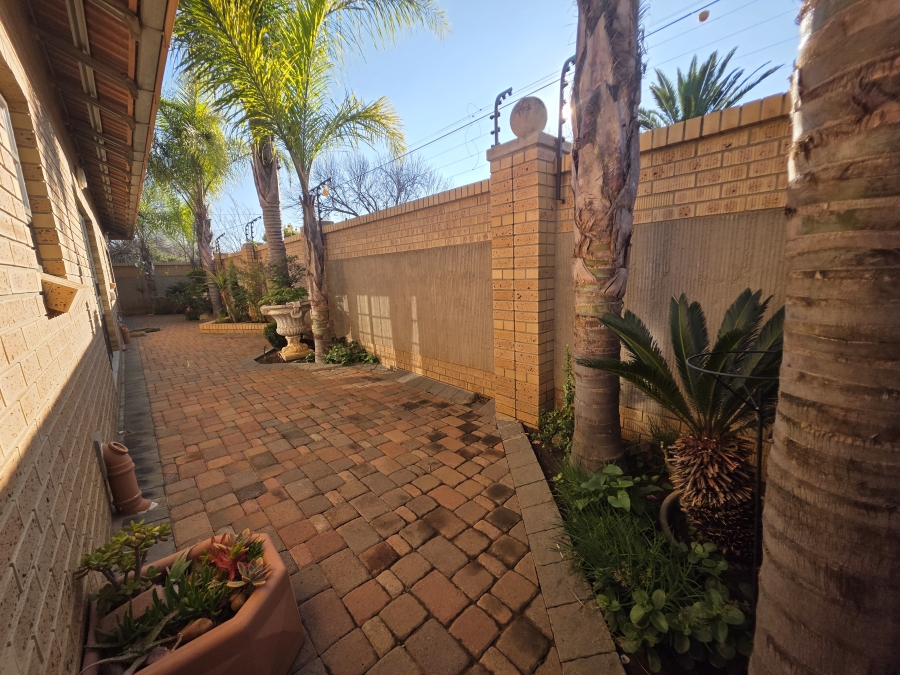 2 Bedroom Property for Sale in Jan Cillierspark Free State